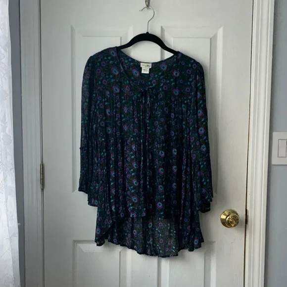 NATURAL LIFE Black Blouse with Purple and Blue Floral Design. Like new sheer. OS - Picture 3 of 8